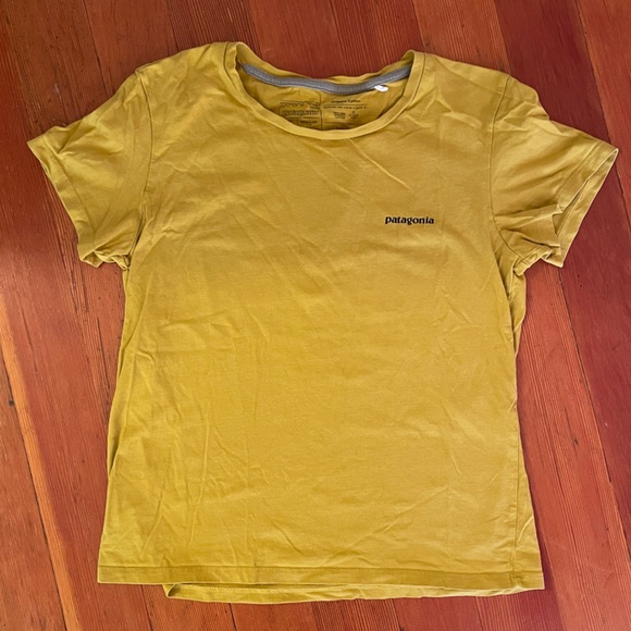 3/$20!! PATAGONIA P-6 MISSION ORGANIC T-SHIRT WOMEN'S - YELLOW/MUSTARD - Picture 2 of 5